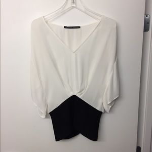 Zara Ivory Black V Neck Top, Size S